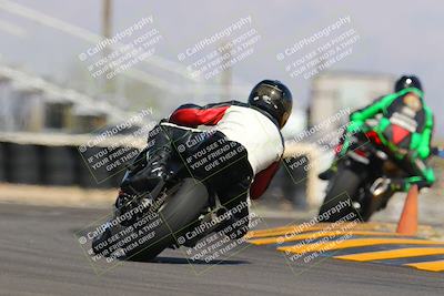 media/Oct-08-2022-SoCal Trackdays (Sat) [[1fc3beec89]]/Turn 16 (125pm)/